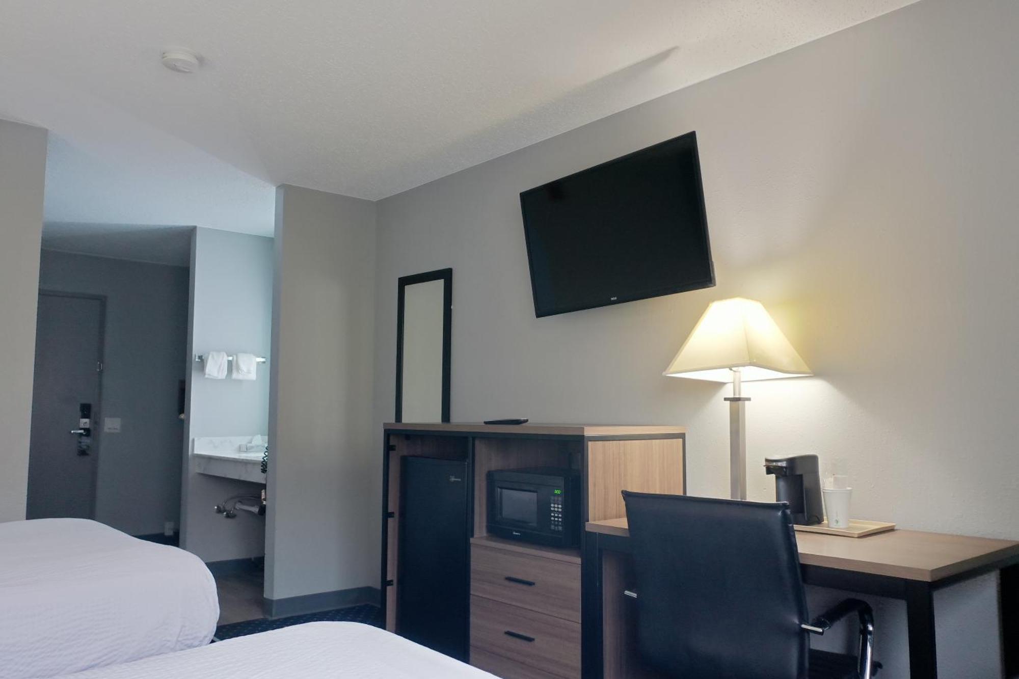 ซูเปอร์ 8 บาย วินด์แฮม ร็อคฟอร์ด Hotel ภายนอก รูปภาพ