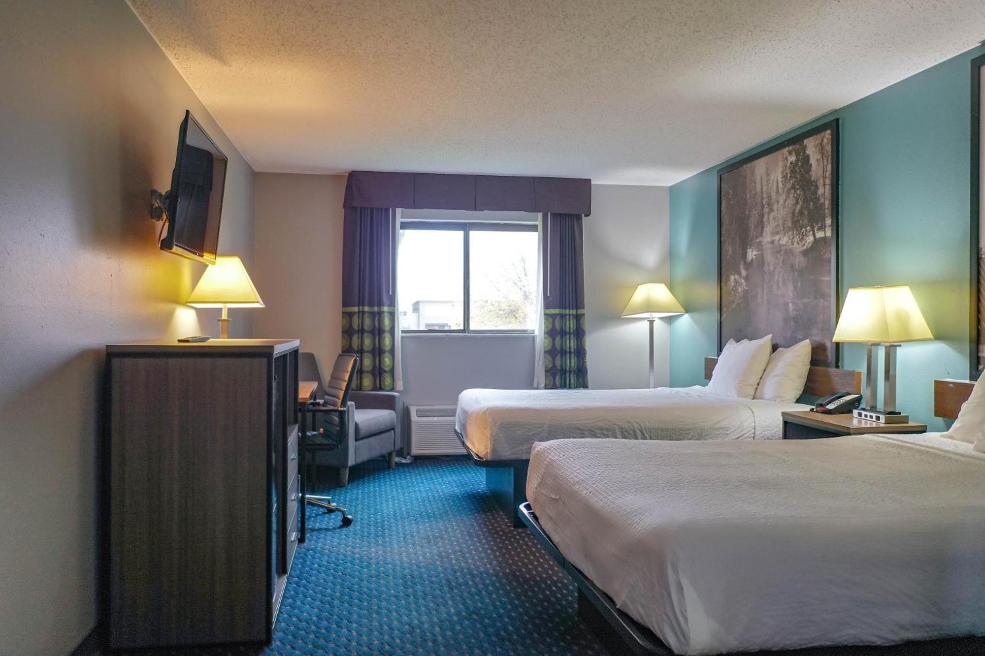 ซูเปอร์ 8 บาย วินด์แฮม ร็อคฟอร์ด Hotel ภายนอก รูปภาพ