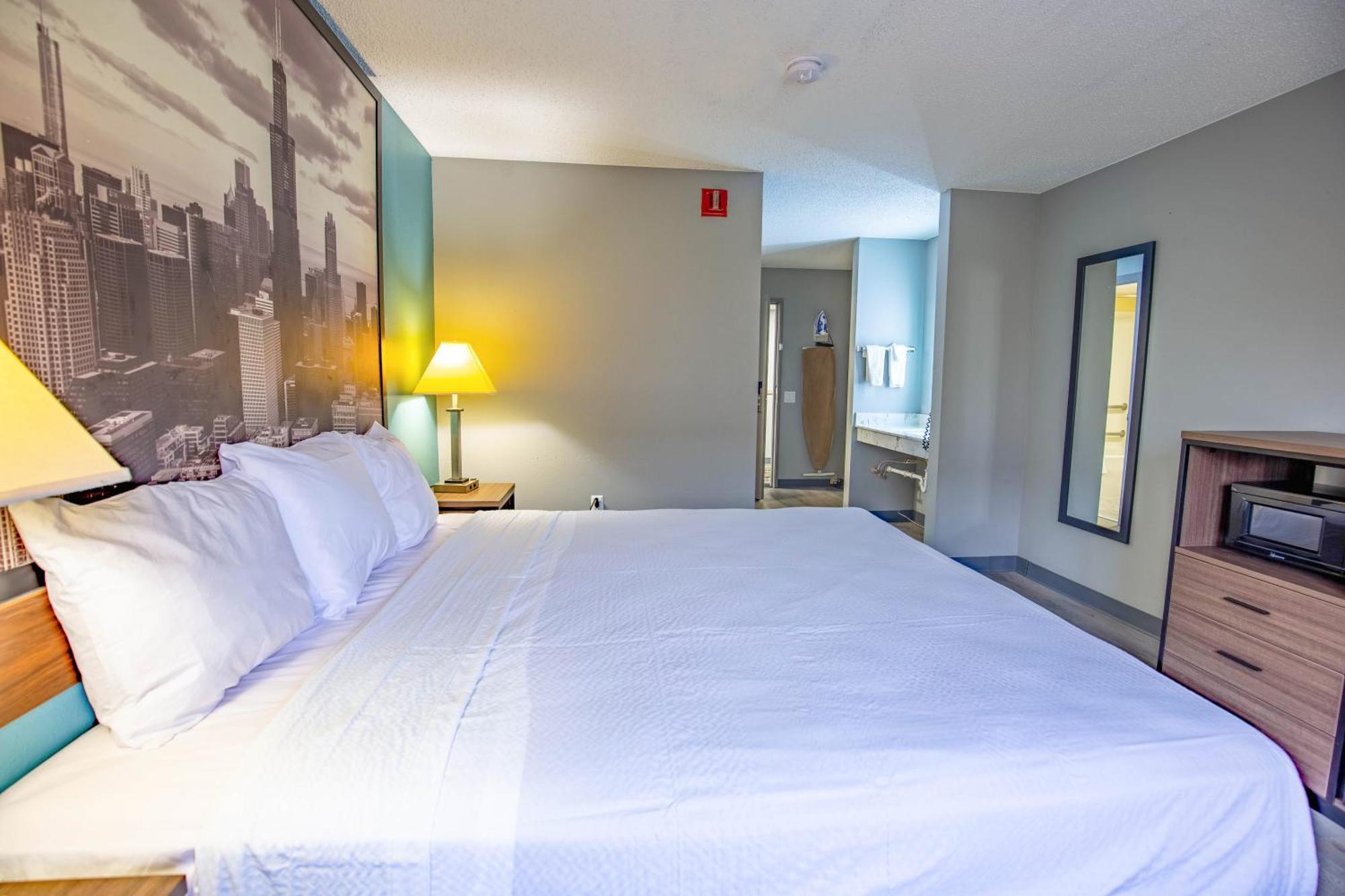 ซูเปอร์ 8 บาย วินด์แฮม ร็อคฟอร์ด Hotel ภายนอก รูปภาพ