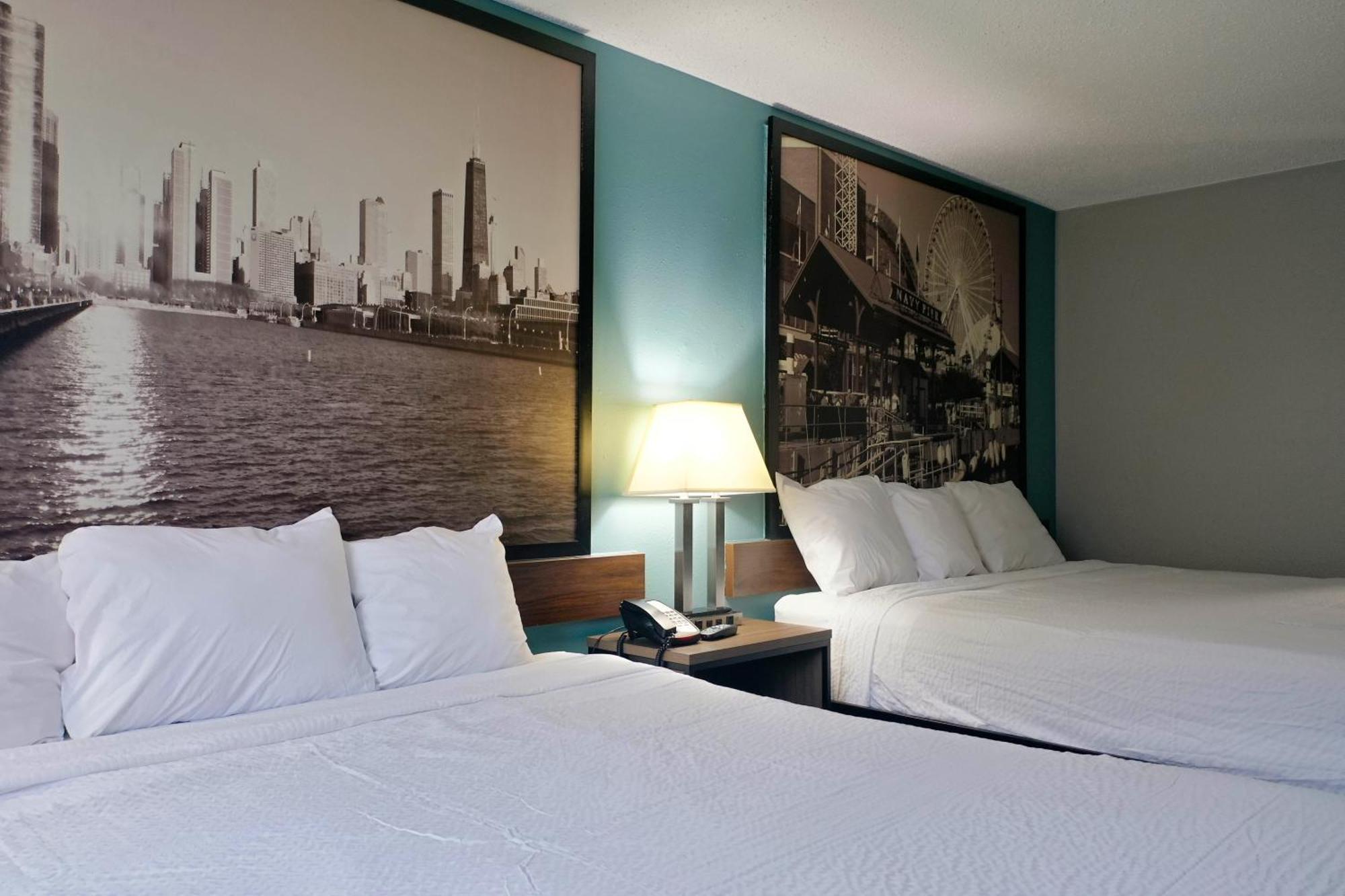 ซูเปอร์ 8 บาย วินด์แฮม ร็อคฟอร์ด Hotel ภายนอก รูปภาพ