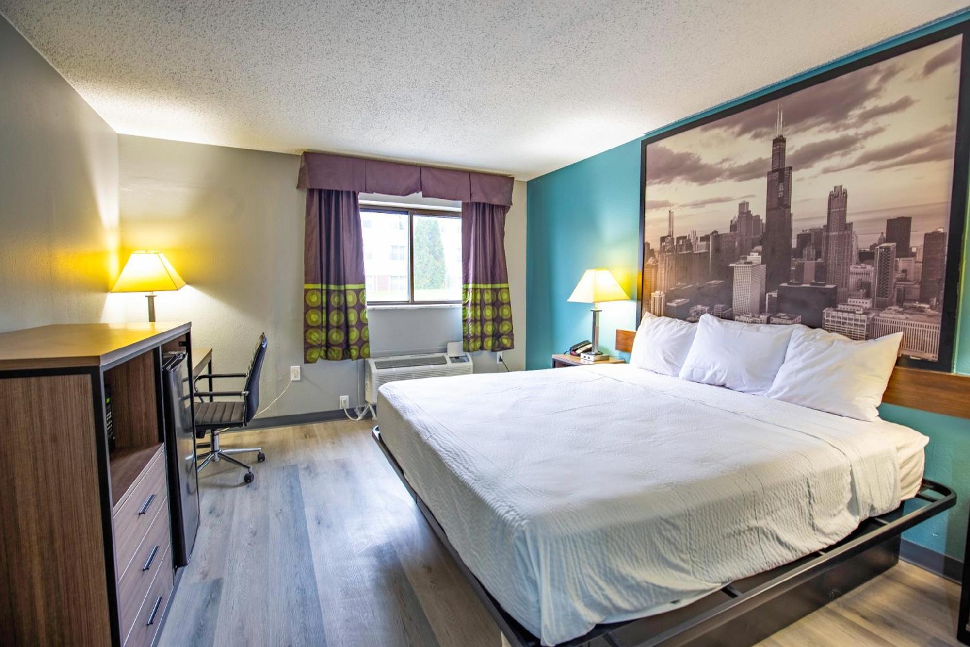 ซูเปอร์ 8 บาย วินด์แฮม ร็อคฟอร์ด Hotel ภายนอก รูปภาพ